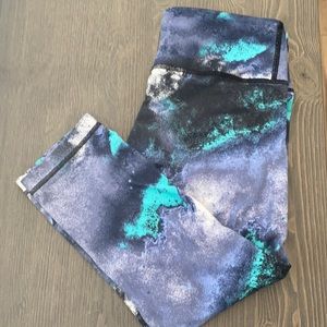 Lululemon crop sz 6